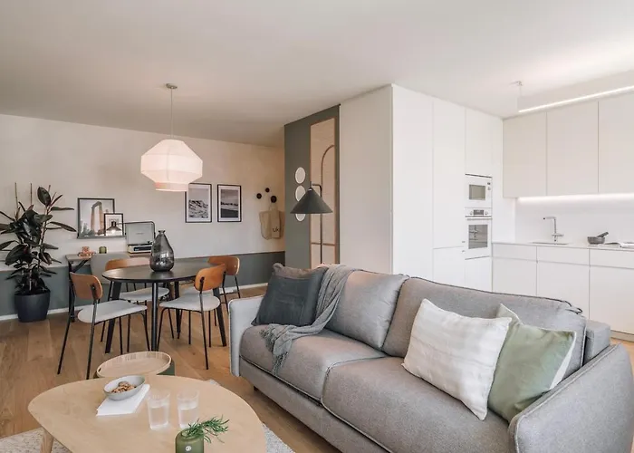 Batun - 1 Bedroom In Areeiro